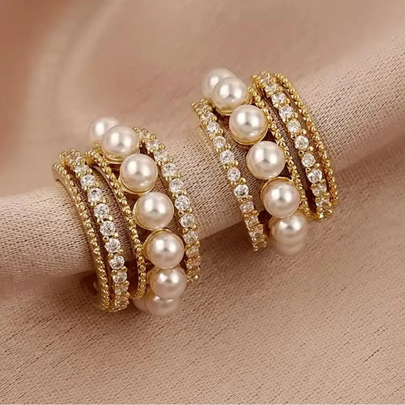 Anthropologie Gold Crystal Pearl Hoop Earrings - Picture 1 of 7